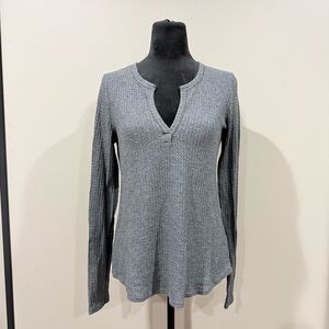 Socialite Charcoal Carson Split Neck Waffle Pullover